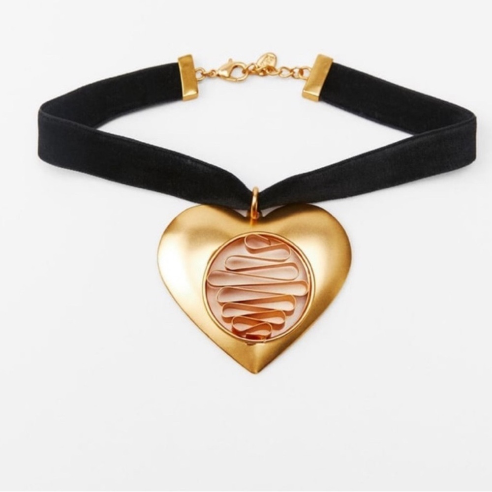 Zara Heart Velvet Choker New no 🏷️ 🔥✨✨